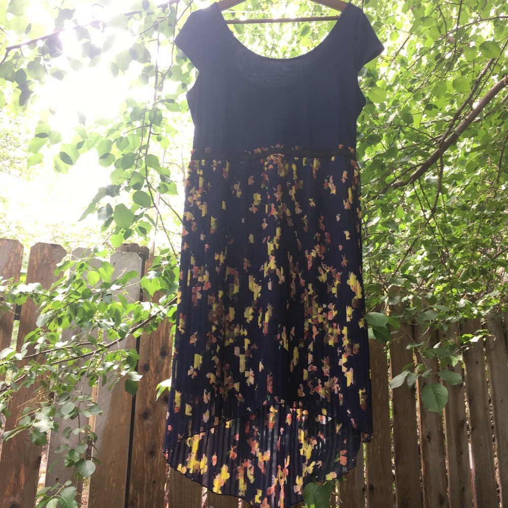 Xhilaration beautiful floral dress